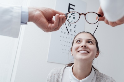 红眼病30秒治愈方法 这几个办法治疗有效
