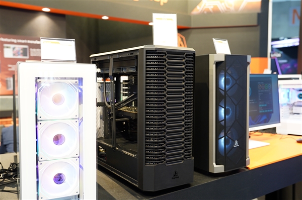 COMPUTEX2024：鑫谷高功率密度CRPS电源与数字电源已就位，与友商共同迎接AI新时代