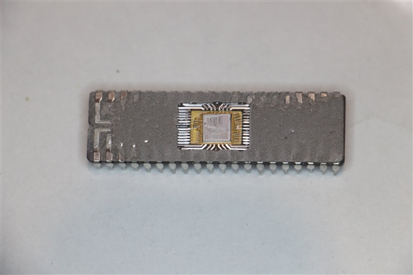 奠定x86架构基础、改变整个行业：Intel  8086处理器诞生46年整