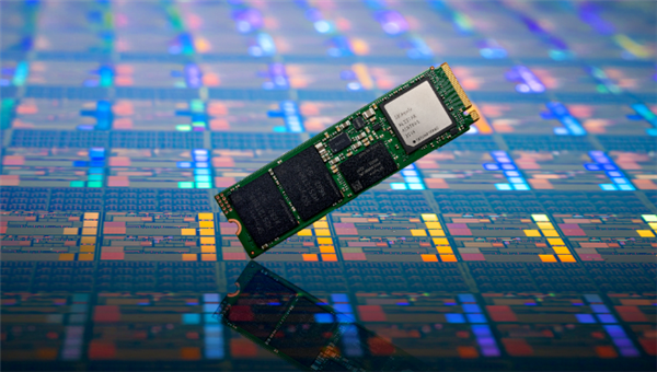 SK海力士官宣固态硬盘PCB01：业界最高性能！