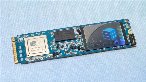 这才是我想要的PCIe  5.0 SSD！慧荣SM2508主控首测：读写满血 还不烫手