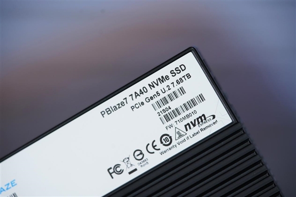 国产高性能SSD新标杆！忆恒创源PBlaze7 7A40 7.68TB  SSD图赏
