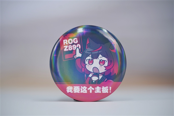 英特尔Ultra旗舰座驾！华硕ROG  MAXIMUS  Z890 HERO主板图赏