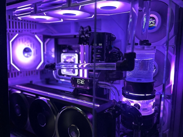 新手第一次开盖AMD锐龙9 9950<i></i>X3D成功！只用两样简单工具