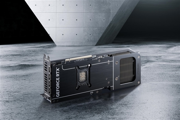 RTX AI PC高阶体验 华硕RTX 5070显卡强力助能！
