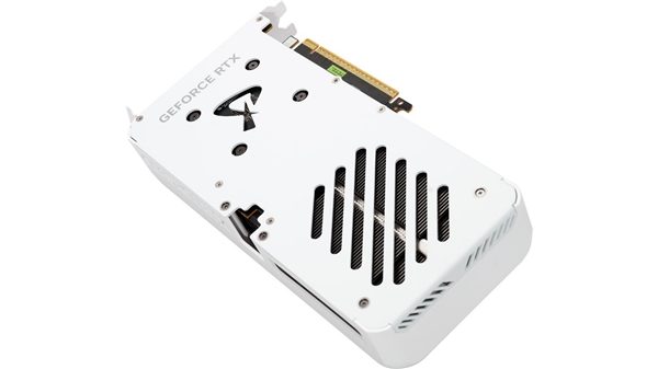 甜蜜好礼！2499元电竞叛客RTX 5060 X2W纯白涂鸦风首发！