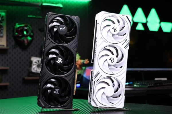 甜品新选择|影驰GeForce RTX  5060金属大师白金版OC 显卡评测