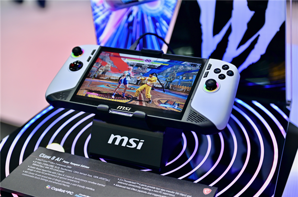 微星笔记本精彩Computex 2025：体验创新合作、CLAW新品进化