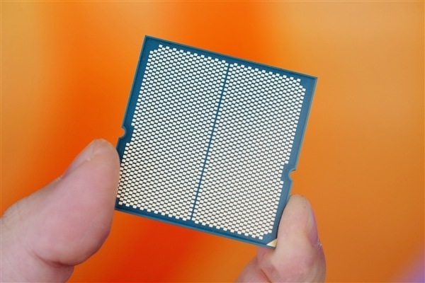 AMD锐龙9000G APU越来越近了！厂商一不小心走光