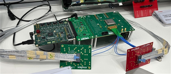 PCIe 7.0公开展示：1米距离 速度达128Gbps