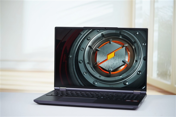 锐龙9 9955HX3D+RTX 5090双绝！机械革命苍龙16 Ultra图赏