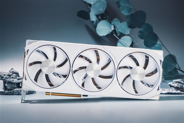 618最后冲刺！耕升显卡狂欢购，RTX 50 系列显卡等你带回家！