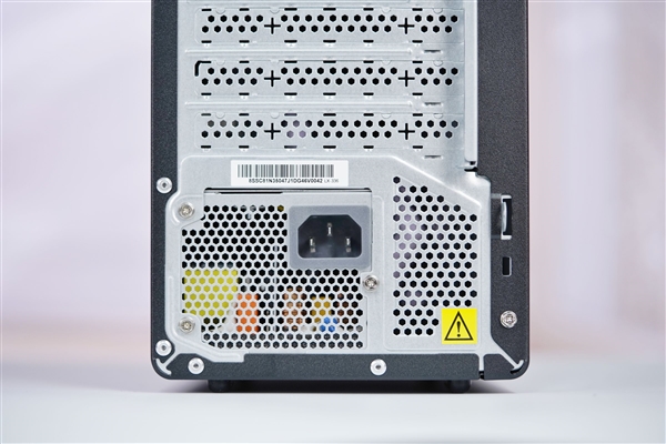 搭载AMD锐龙7 8700G！联想启天M550商用主机图赏