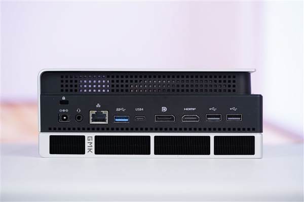 锐龙AI Max+ 395加持！极摩客EVO-X2 2025迷你机图赏