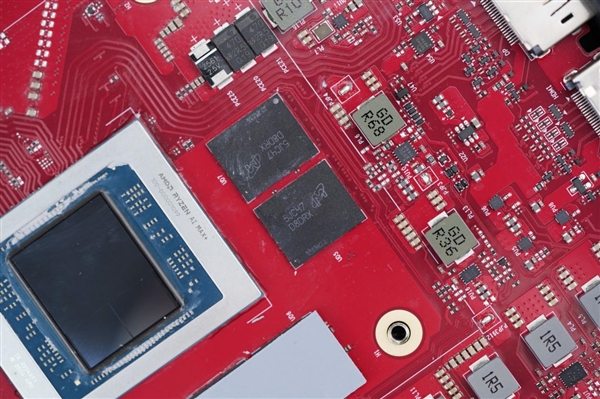 锐龙AI Max+ 395加持！极摩客EVO-X2 2025迷你机图赏