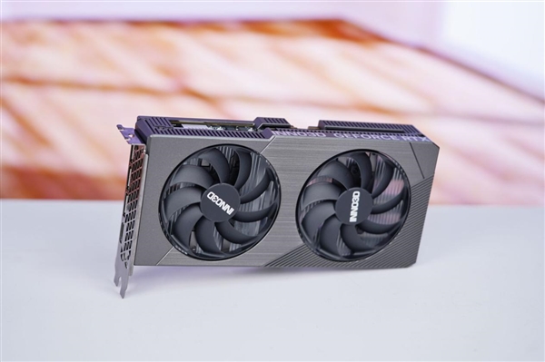 紧凑双槽设计！映众RTX 5050曜夜显卡图赏