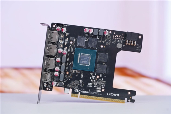 紧凑双槽设计！映众RTX 5050曜夜显卡图赏