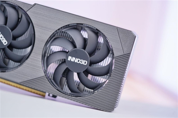 紧凑双槽设计！映众RTX 5050曜夜显卡图赏
