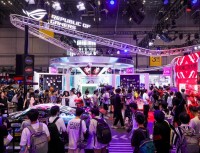 BW2025！华硕显卡信仰集结燃爆全场