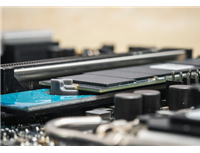 2024全球SSD出货量降14% 中国品牌逆势崛起